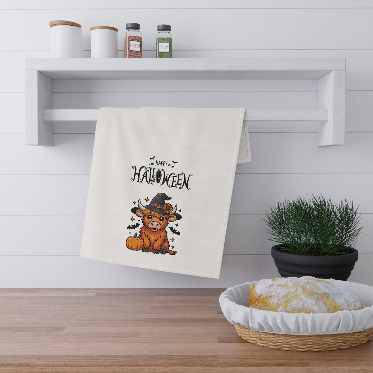 Happy Halloween cute Tea Towels, Festive Decor, Farmhouse Kitchen Accessories, Cute Highland Cow Design, Holiday Gift Ideas